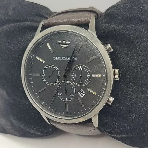 Emporio Armani AR2462 Men's Brown Leather Analog Dial Quartz Wrist Watch BC459